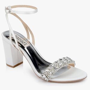 Badgley Mischka Nadine Block Heel - White Satin Size 9